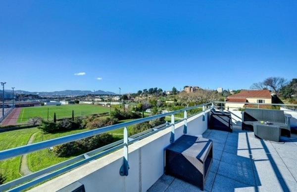 Appartement T3 60 m2 et 60 m2 de terrasse