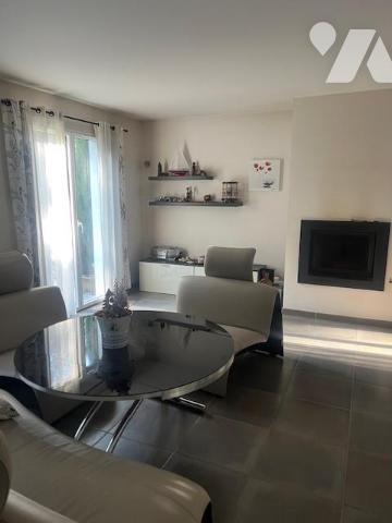 VANNES - 5 CHAMBRES - PISCINE - TERRAIN DE 1 100m2