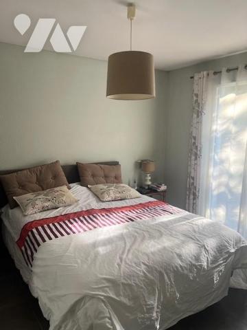 VANNES - 5 CHAMBRES - PISCINE - TERRAIN DE 1 100m2