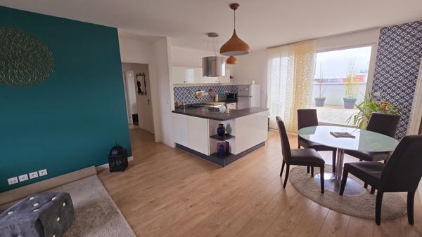 Magnifique appartement avec très grande terrasse