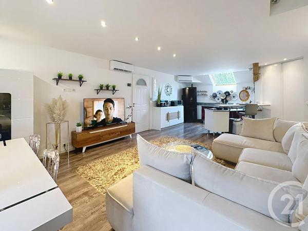 Appartement T3 à vendre  3 pièces - 62 m 2   TROYES  - 10