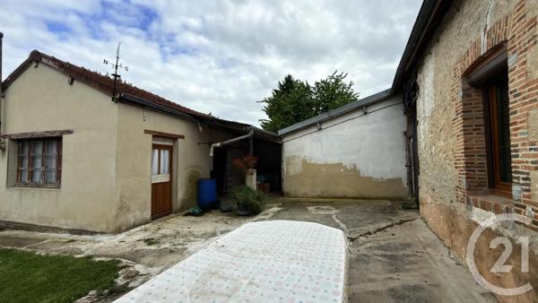 Maison à vendre  3 pièces - 106 m 2   ESTERNAY  - 51