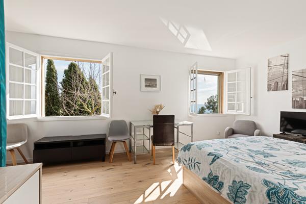 Cabris (06530) Cabris – Villa rénovée avec vue mer & fort potentiel locatif