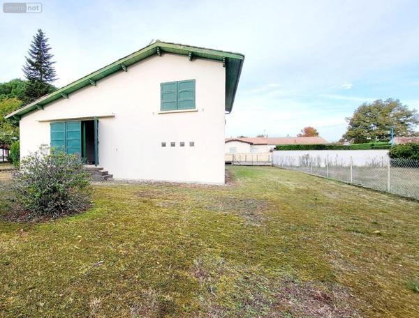 Maison à restaurer à vendre à Saint-Jean-d'Illac en Gironde (33127), ref : 33186/42