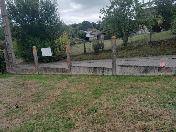 TERRAIN A VENDRE