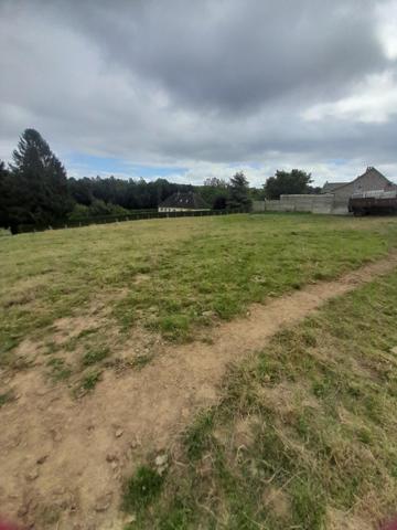 TERRAIN A VENDRE