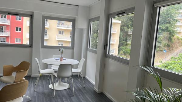 Local d'activité / bureau à Nice ouest  85 m2