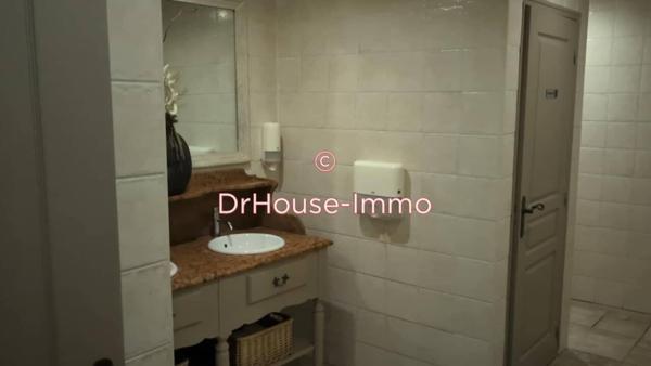 Commerce à vendre 2 pièces de 300 m²