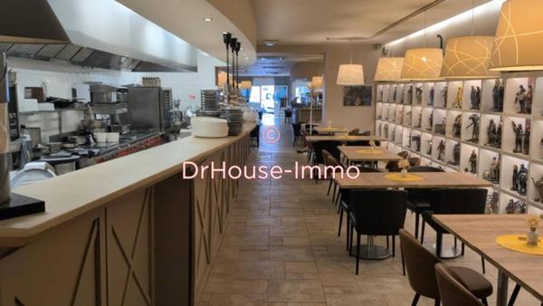 Commerce à vendre 2 pièces de 300 m²