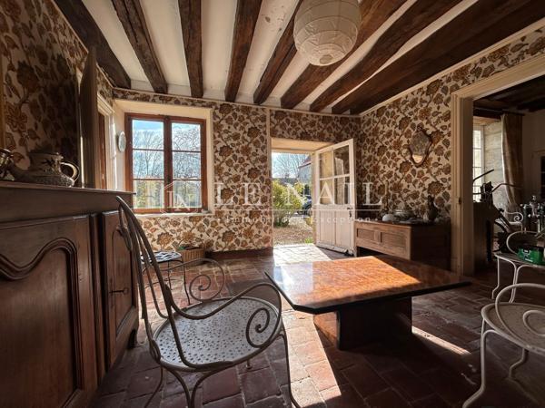 Château du XVe siècle au cœur de la Bourgogne dans la Nièvre