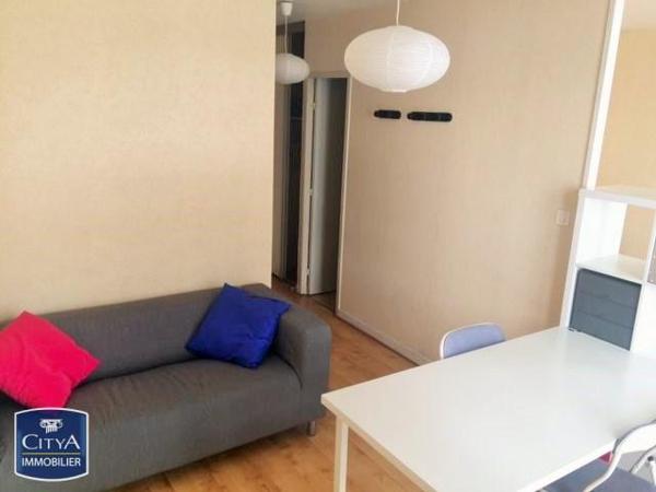 Appartement à louer 1 pièce 26.43m² Clermont-Ferrand (63000)