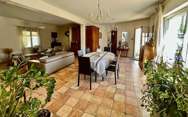 Vente / Maison avec dépendance