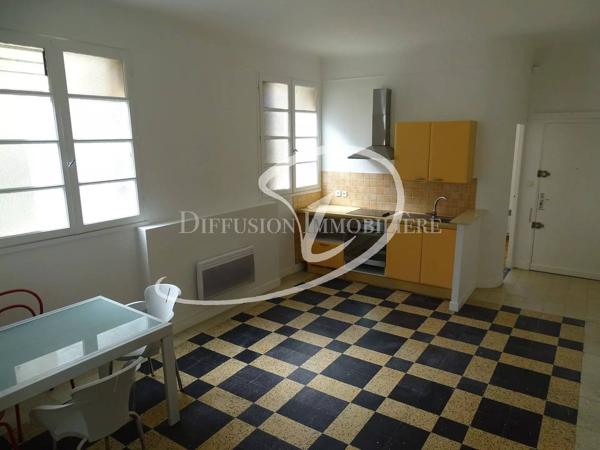 OFFRE EN COURS : Nice Musiciens proche Victor Hugo