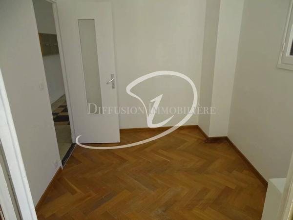 OFFRE EN COURS : Nice Musiciens proche Victor Hugo