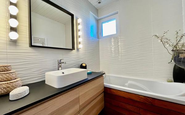 Maison à vendre    4 pièces •  Istres