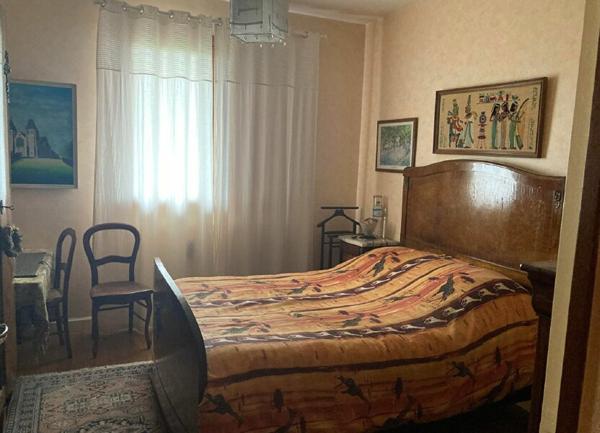 Maison à vendre    5 pièces •  Bon-Encontre