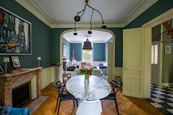 Haute ville - Maison de ville de type T5 avec garage sur terrain 1200 m2