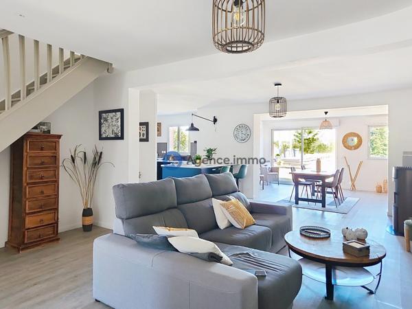 À vendre - Maison individuelle, 7 pièces située à Channay-sur-Lathan (37330)