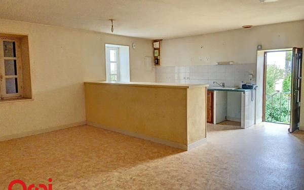 Maison à vendre    4 pièces •  Murat