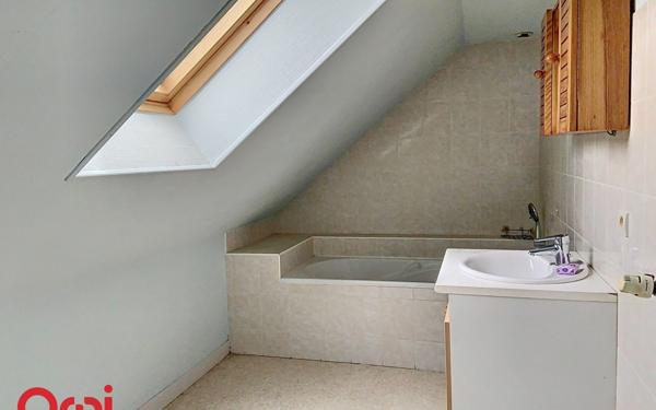 Maison à vendre    4 pièces •  Murat