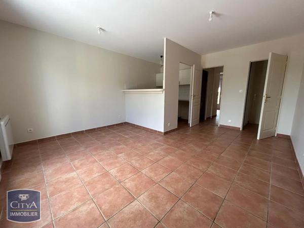 Appartement à louer 2 pièces 38m² Épernon (28230)