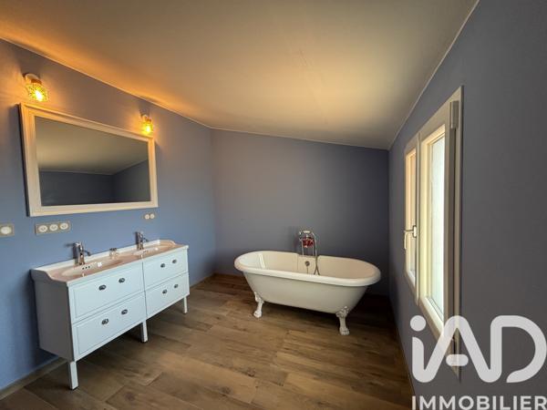 Maison à vendre 9 pièces 270 m² Puget-Ville