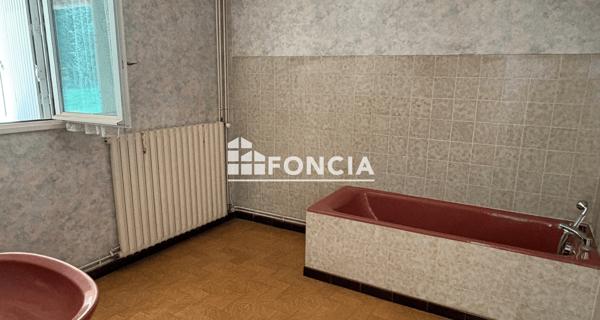 À vendre Maison 4 pièces 107 m² - Limalonges 79190