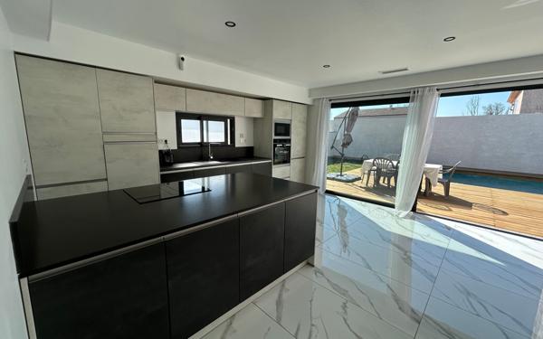 Maison à vendre    4 pièces •  Redessan