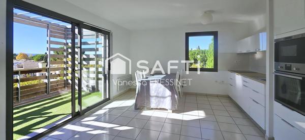 Appartement T3 avec terrasse et grand garage