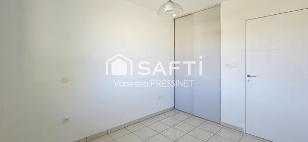 Appartement T3 avec terrasse et grand garage