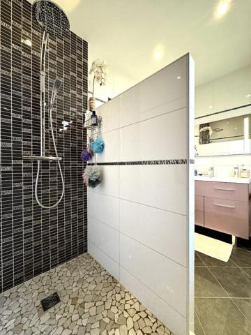 Spacieuse demeure de 434m2 - Un havre de paix à Moulin-à-Vent