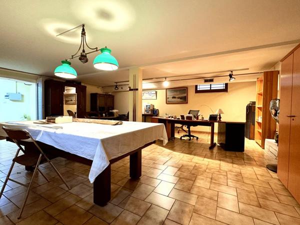 Spacieuse demeure de 434m2 - Un havre de paix à Moulin-à-Vent