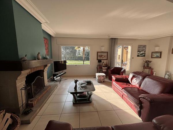 Spacieuse demeure de 434m2 - Un havre de paix à Moulin-à-Vent