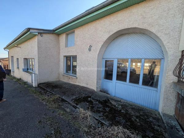 Vente                                                      Local industriel
                        
                                         450 m2                     à Aboncourt