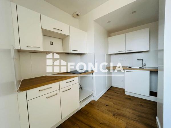Location Appartement 3 pièces 72.27 m² - Toulon 83000