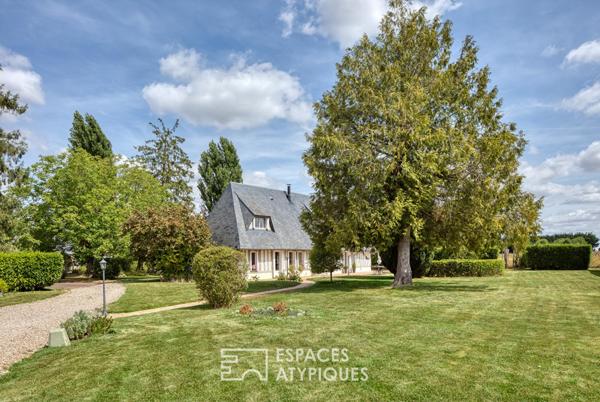 Longère normande revisitée avec jardin et dépendance