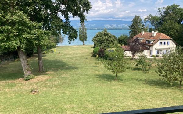 Maison à louer    6 pièces •  Messery