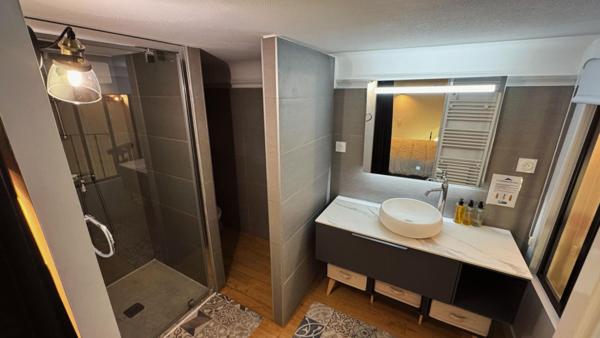 Bien d'exception : Chapelle rénovée au Mont-Dore ? 55,5 m² ? 210 000  FAI