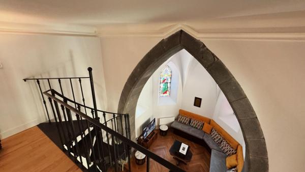 Bien d'exception : Chapelle rénovée au Mont-Dore ? 55,5 m² ? 210 000  FAI