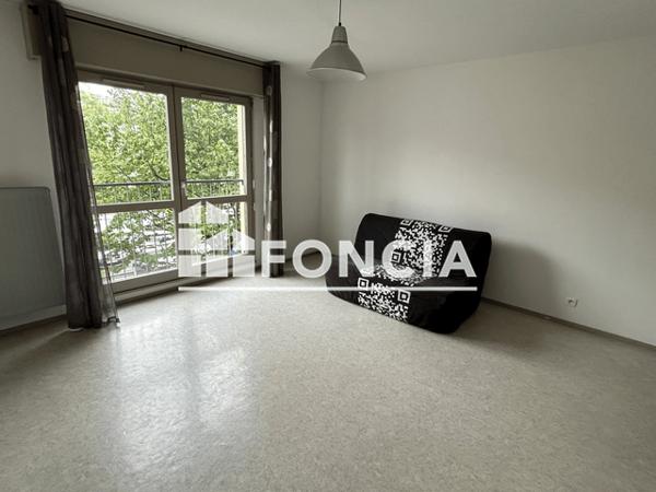Location Studio 30.32 m² - 37 RUE SAINTE COLETTE Vandoeuvre Les Nancy 54500