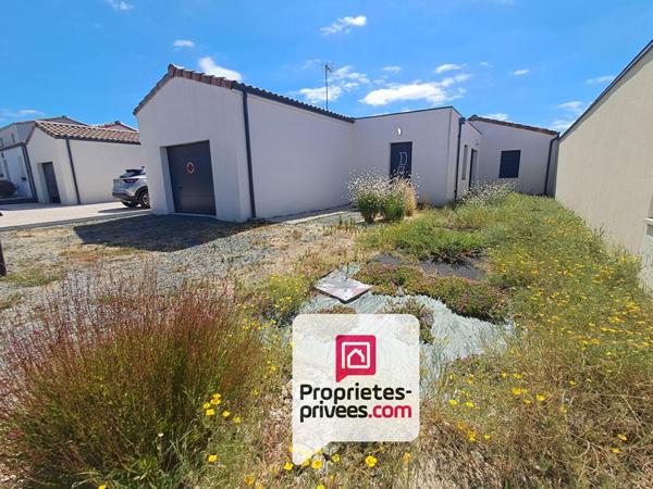 MAISON CONTEMPORAINE  TRES RECENTE 98 M2 3 CHAMBRES INTRA MUROS FONTENAY LE COMTE