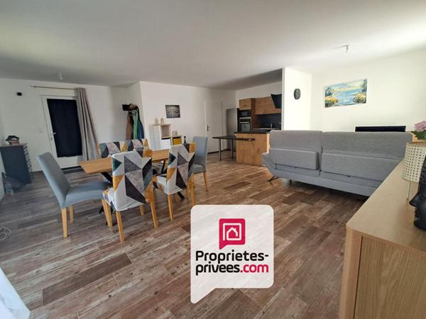 MAISON CONTEMPORAINE  TRES RECENTE 98 M2 3 CHAMBRES INTRA MUROS FONTENAY LE COMTE