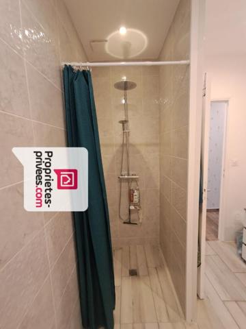 MAISON CONTEMPORAINE  TRES RECENTE 98 M2 3 CHAMBRES INTRA MUROS FONTENAY LE COMTE