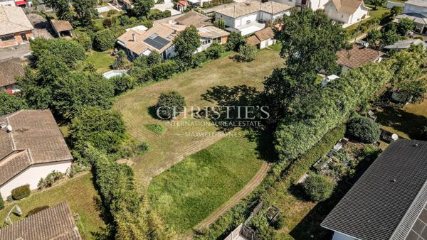 ANDERNOS, PROCHE CENTRE VILLE, GRAND TERRAIN 2 184 M2