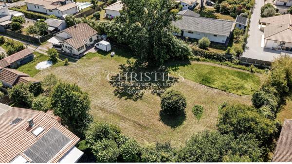 ANDERNOS, PROCHE CENTRE VILLE, GRAND TERRAIN 2 184 M2