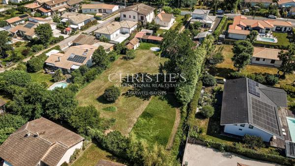 ANDERNOS, PROCHE CENTRE VILLE, GRAND TERRAIN 2 184 M2