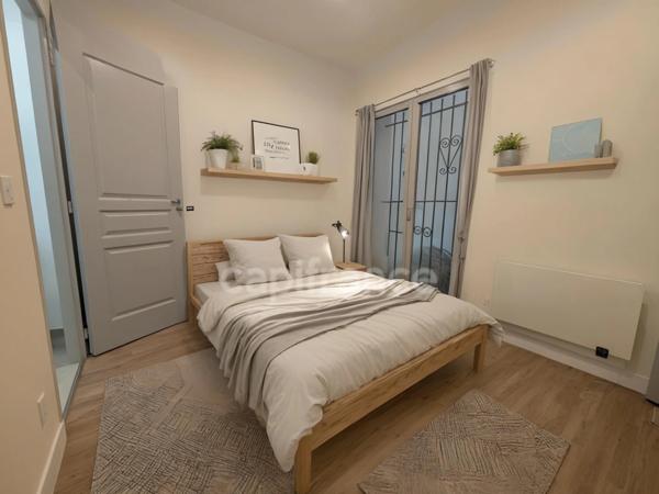 Appartement rénové à louer 2 pièces avec terrasse - BORDEAUX (33) - RUE CARPENTEYRE