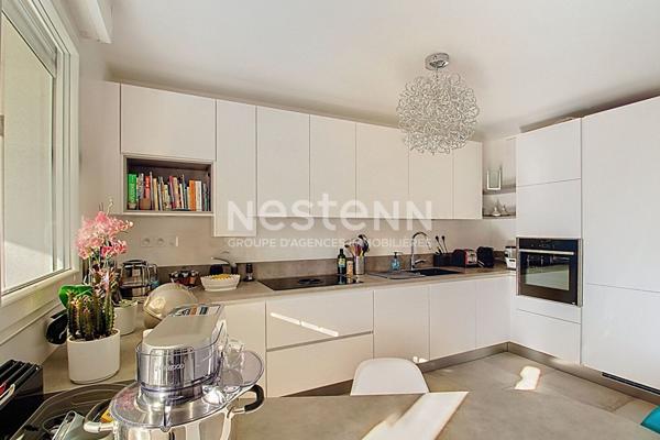 Appartement 3 Pièces Quartier Eglise exposé Ouest avec Ascenseur Cave et Terrasse - 69500 BRON