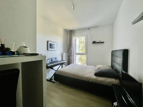 Appartement  T4-80 m2 avec 3 chambres, salon exposé S/O,dans immueble 2018 avec ascenseur,  garage- quartier BEAUREGARD à Rennes