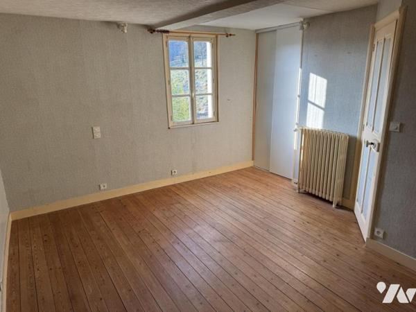 Maison 175m², 5 chambres Dépendance Garages